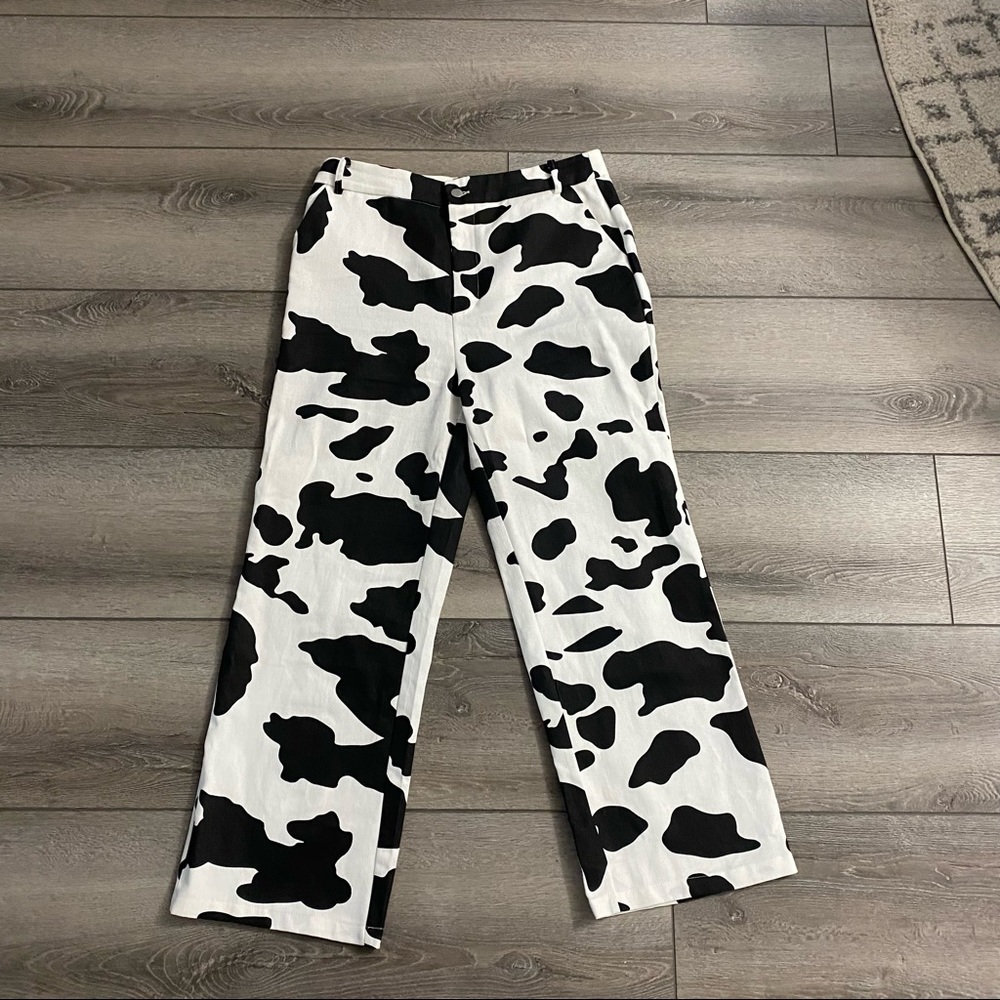 Shein Cow Print Wide Leg Jeans Size L - Picture 2 of 3